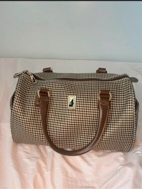 London Fog Duffel Bag